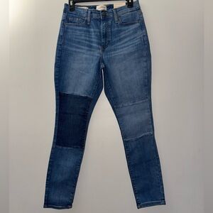 Universal Thread Blue Skinny Jeans with Two-Tone Design